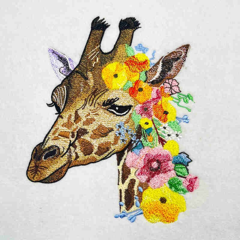 EL Giraffe 1 embroidery design