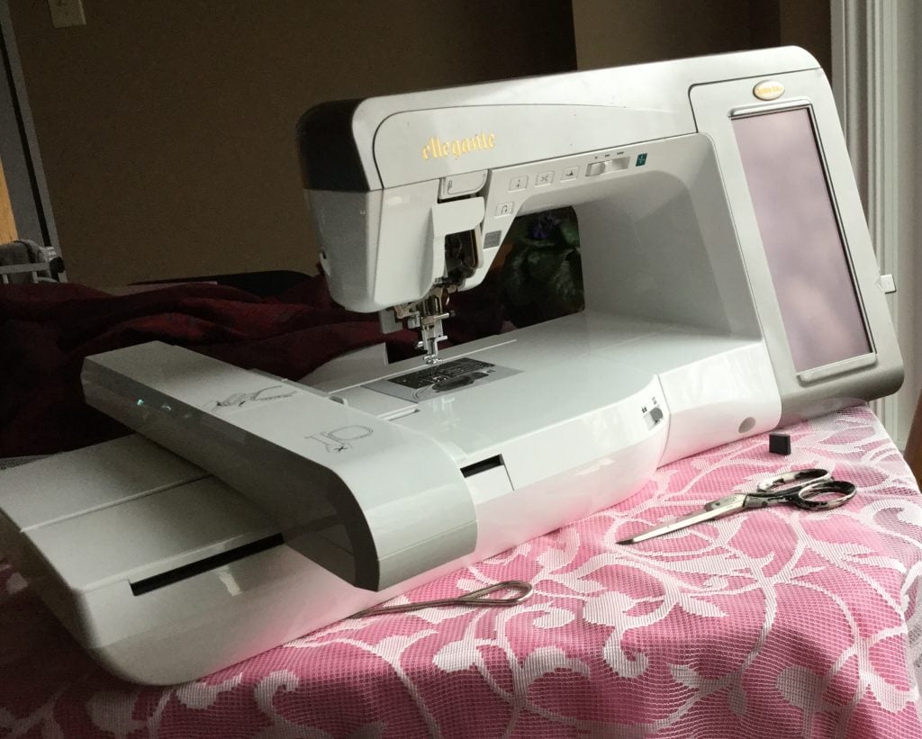 Single needle embroidery machine